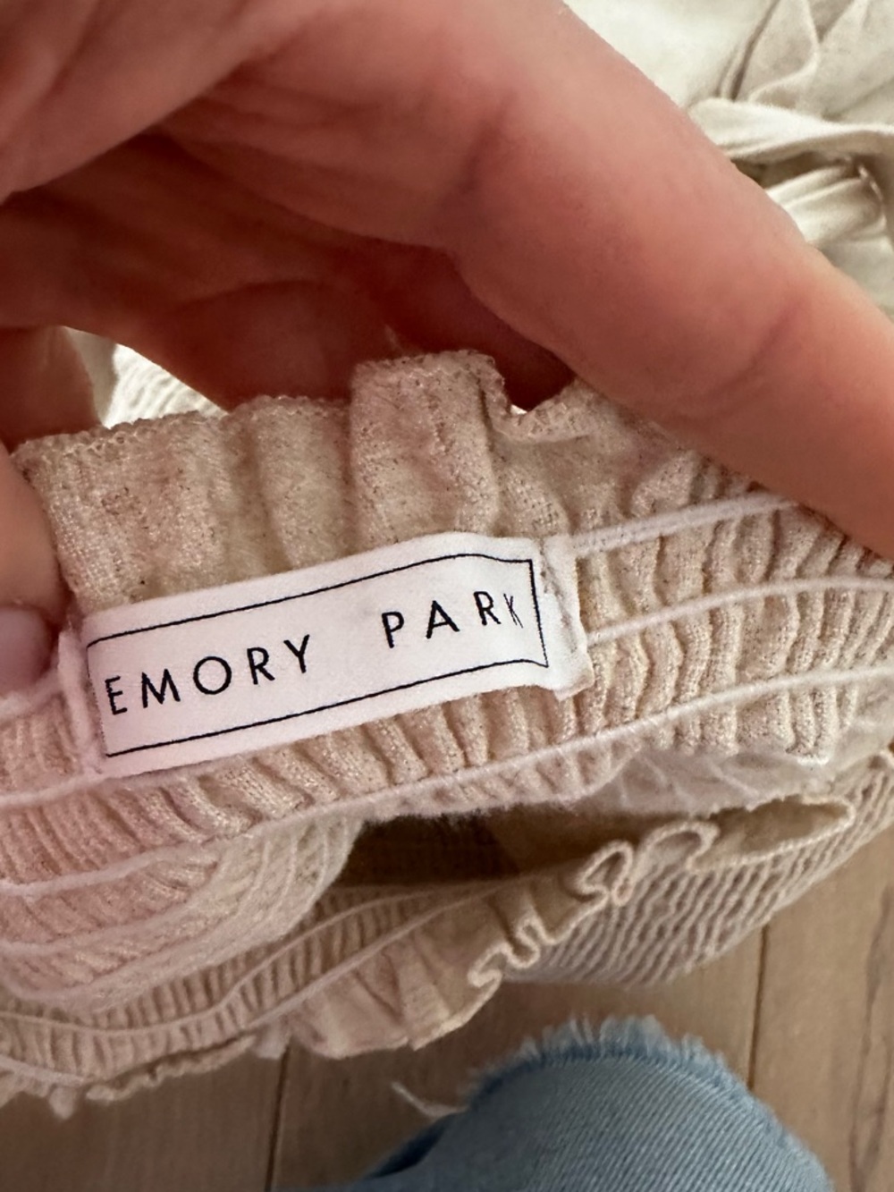 Romper - Picture 3 of 9